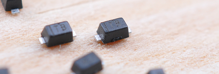 ESD静电?；て?静电保护元器件